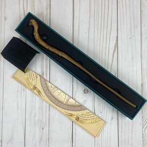 NWT Viktor Krum's Interactive wand - Wizarding World of Harry Potter